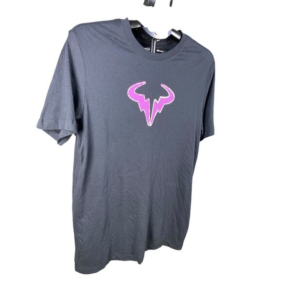 Nike Dri-FIT Rafael Nadal Bull Logo Tee Shirt Black Pink | Size M - Picture 3 of 8